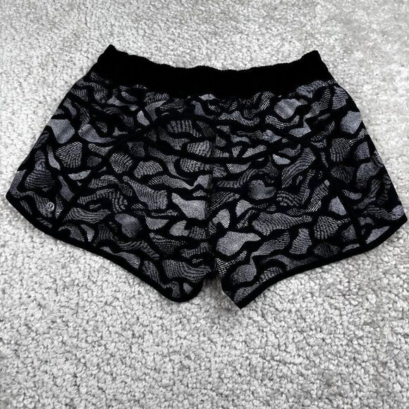 Lululemon Tracker Short Mini Warp White Black - Picture 3 of 14